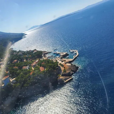 Zlatan Sveta Nedelja (Hvar)
